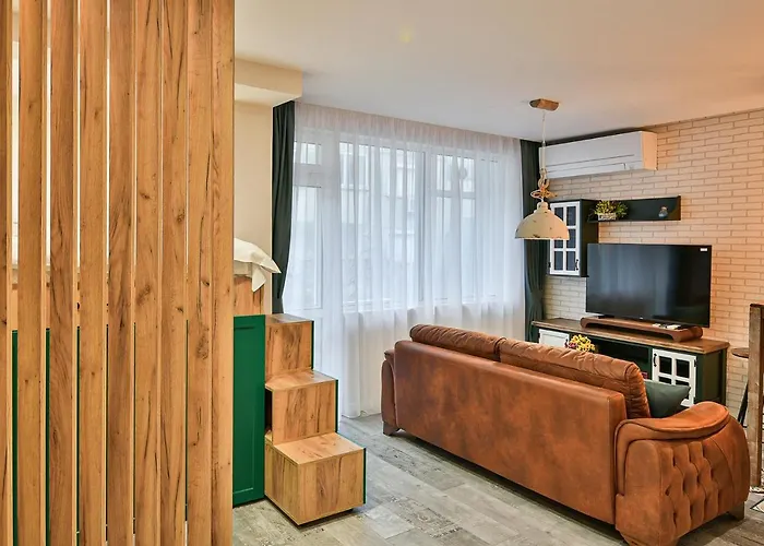 Apartment Reach Dreams 4